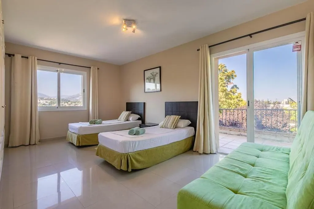 Spacious 10Guest Villa In Puerto Banus With Pool Marbella