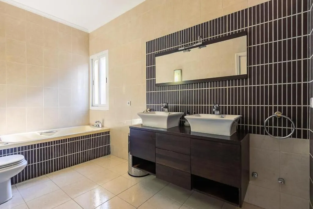 Spacious 10Guest Villa In Puerto Banus With Pool Marbella Spain