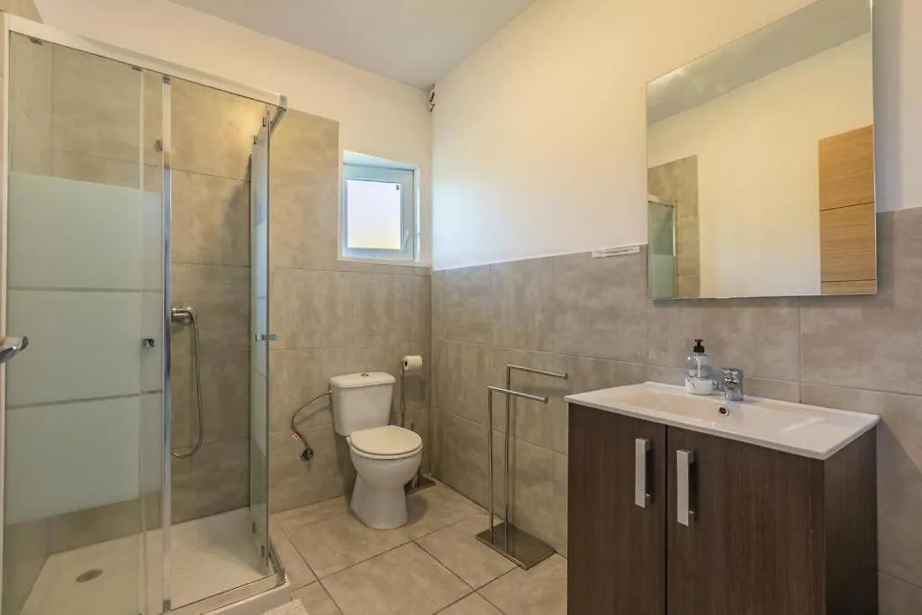 Spacious 10Guest Villa In Puerto Banus With Pool Marbella