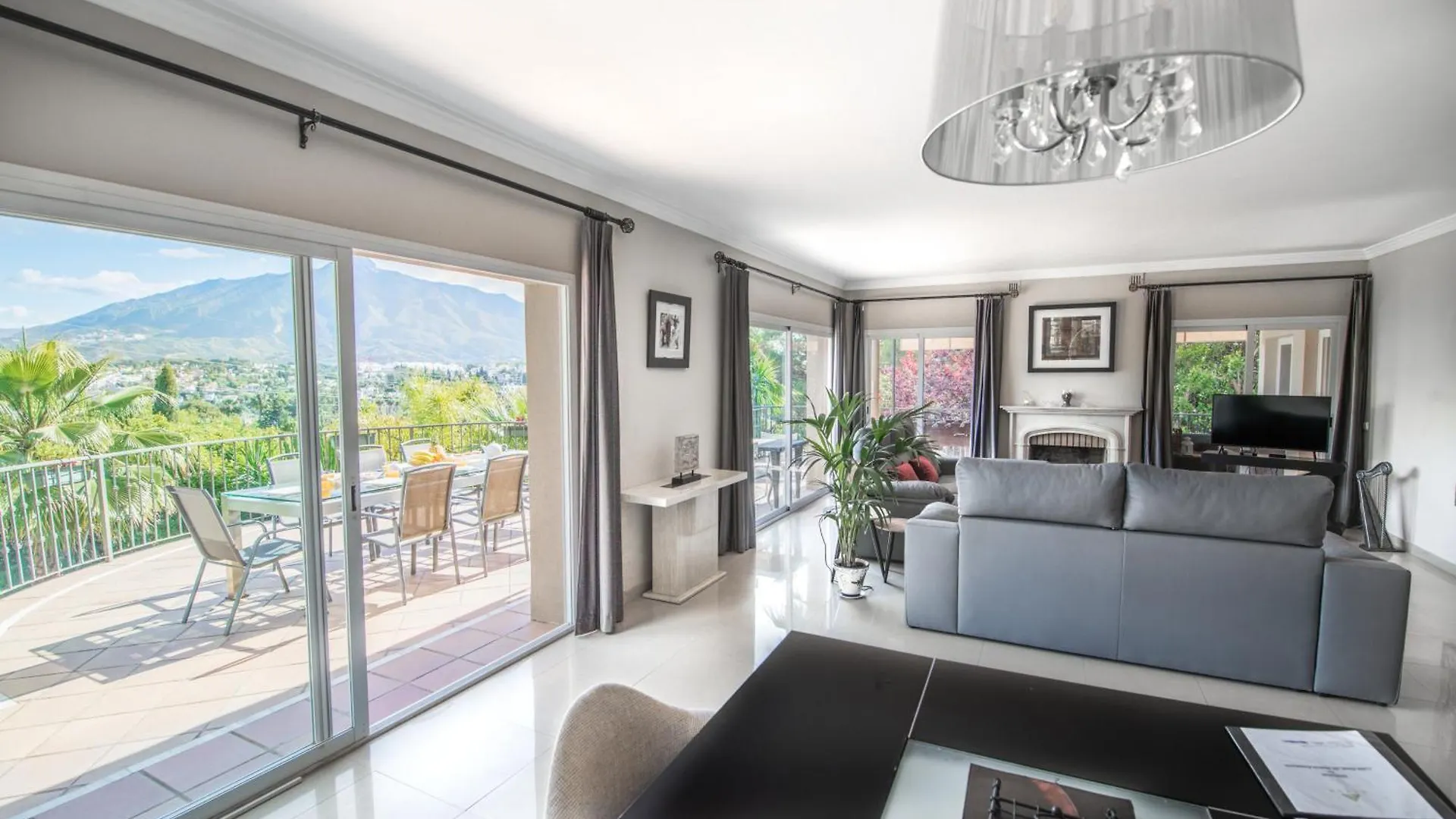 Spacious 10Guest Villa In Puerto Banus With Pool Marbella