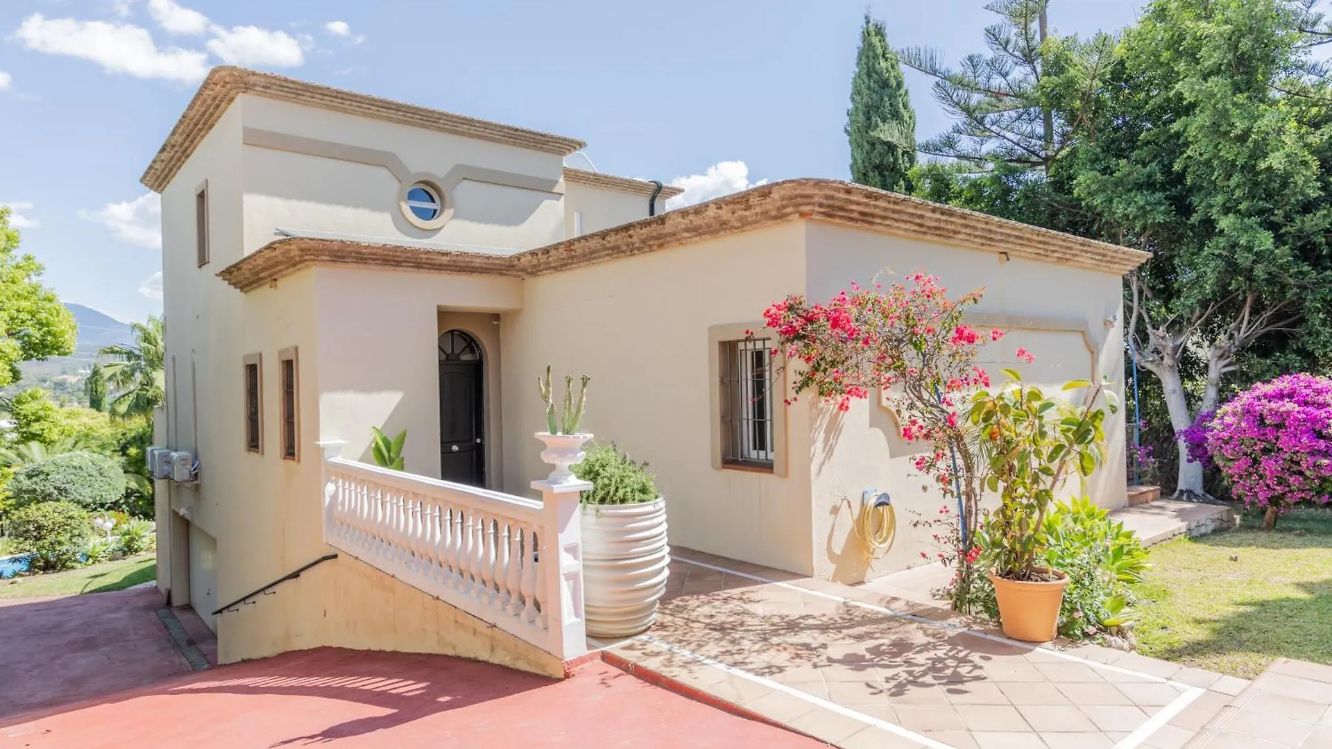 Spacious 10Guest Villa In Puerto Banus With Pool Marbella Spain