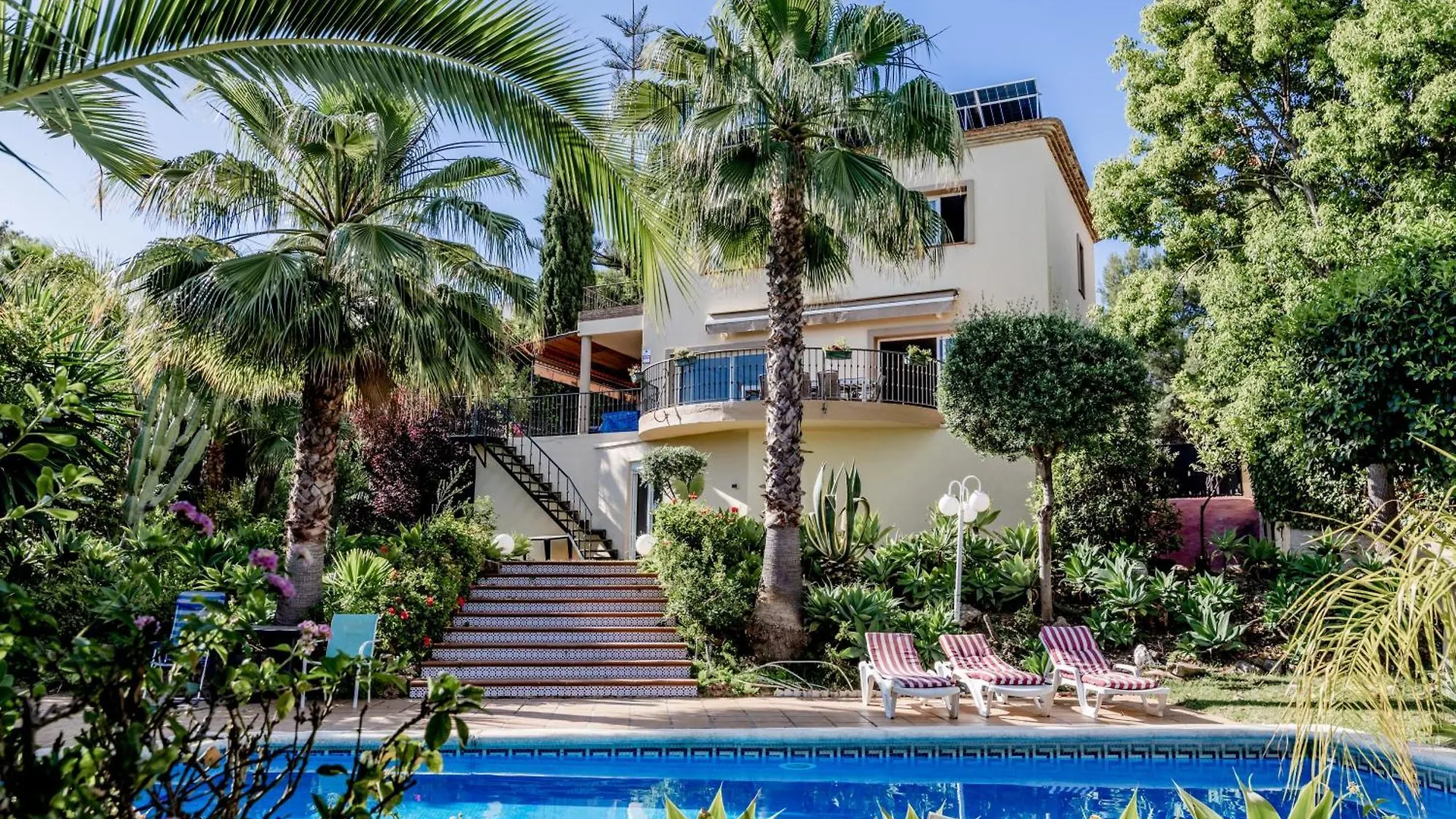 Spacious 10Guest Villa In Puerto Banus With Pool Marbella